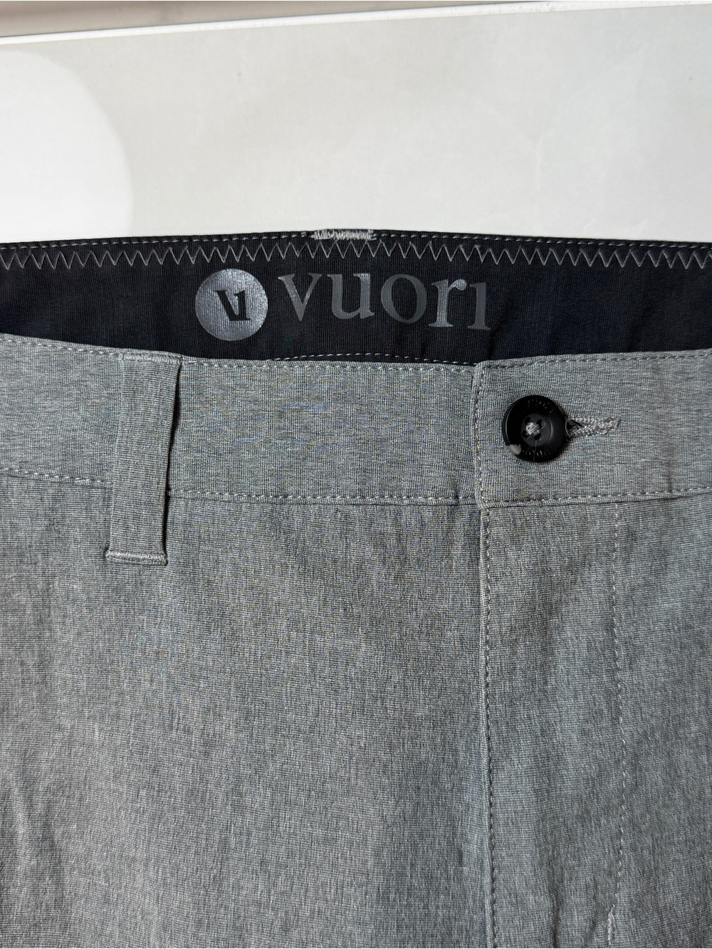 Vuori Aim Pants Men’s 28 Heather Gray Stretch Performance Golf Chino V431 - Picture 9 of 11